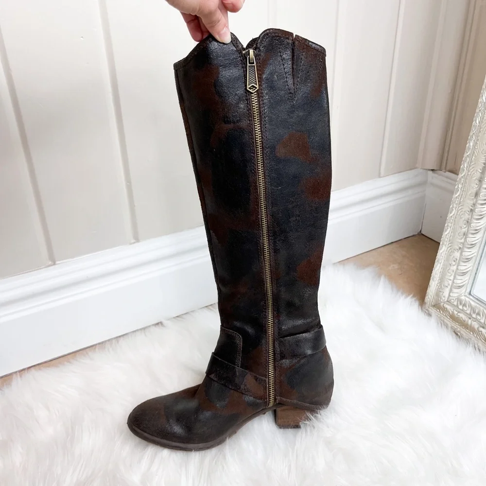 Donald J Pliner Dela Vintage Suede Riding Boot Size 6